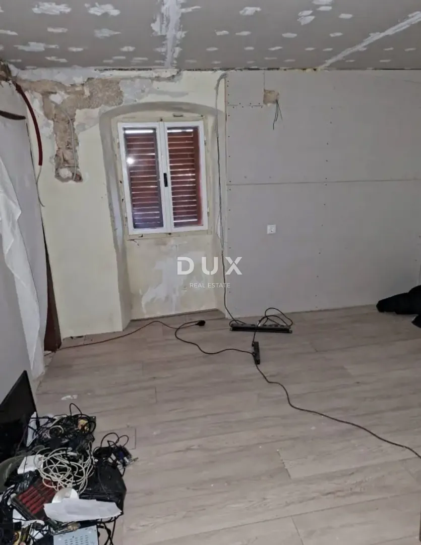 istra, pazin - samostojeća kamena kuća za djelomičnu adaptaciju - slika 10
