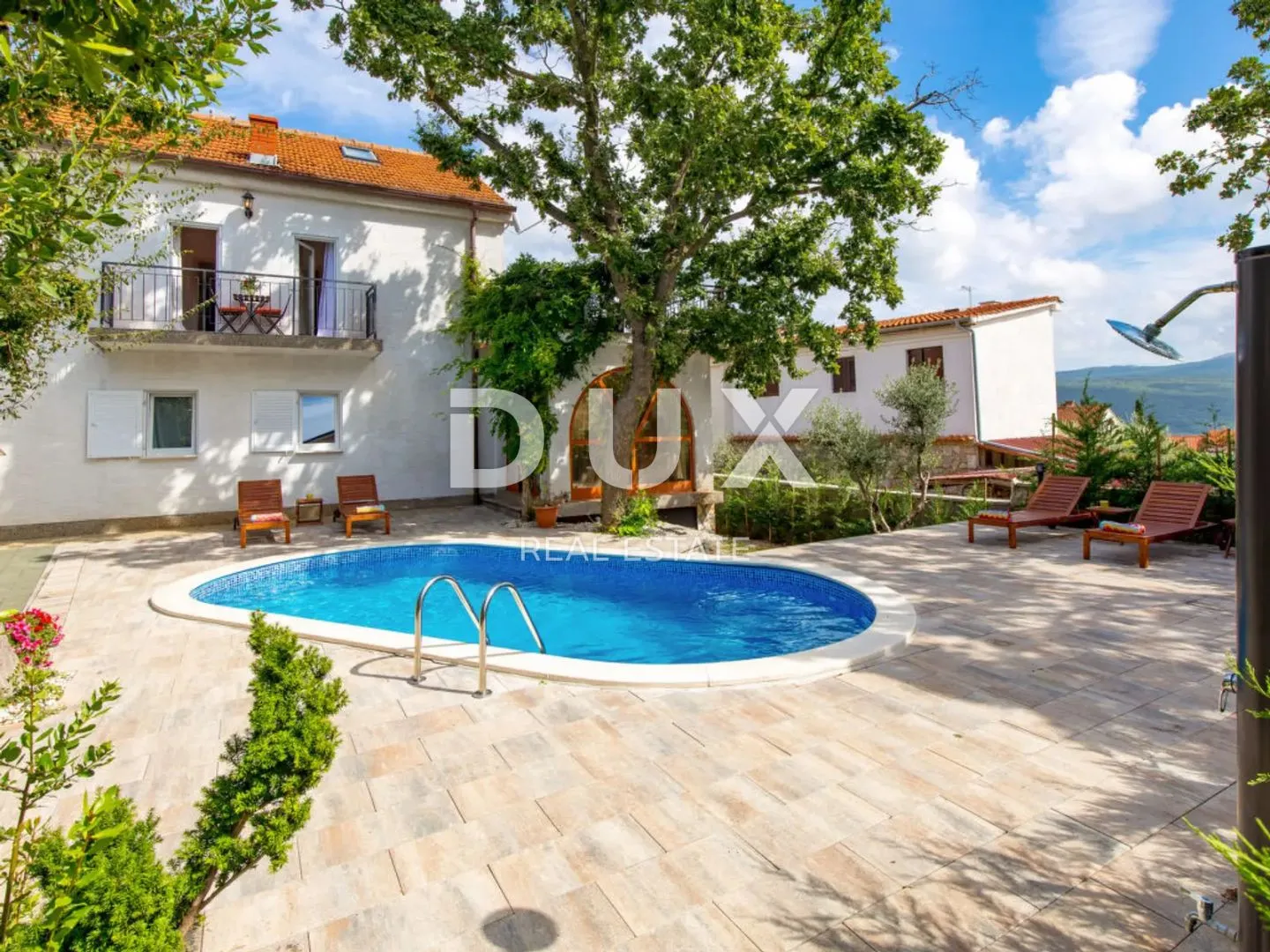 otok krk, kornić- kuća, 250 m2, bazen, okućnica, idealna za turističku djelatnost, top prilika!!! - slika 8