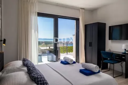 crikvenica, šmrika - luksuzna vila s bazenom i predivnim pogledom na more - slika 27