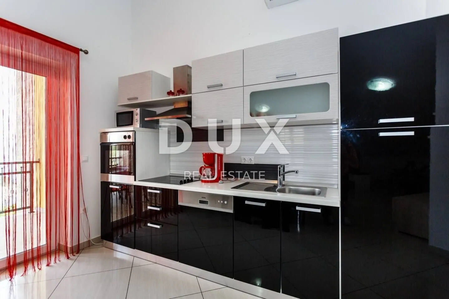 otok krk, vrbnik - apartman 95 m2 sa pogledom na more - slika 4