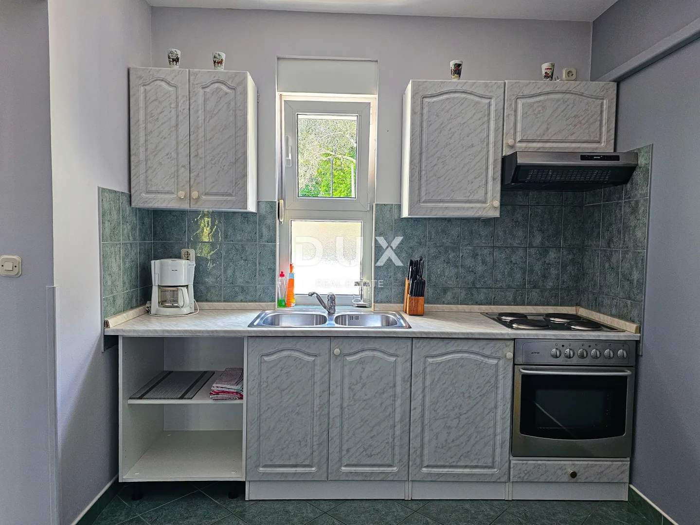 rab, barbat, kuća s apartmanima, 763 m2, drugi red do mora - slika 29