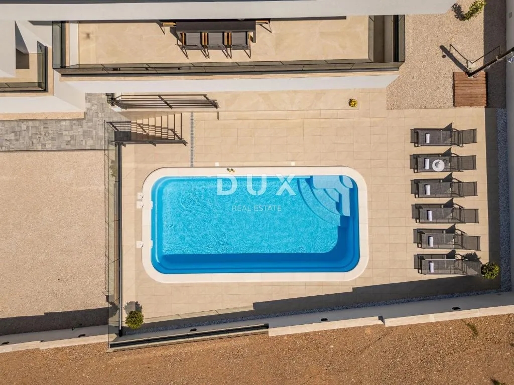zadar, rovanjska - luksuzna vila s predivnim pogledom na more - slika 7
