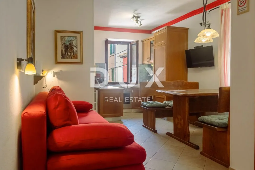 istra, rovinj - 2ss+db stan smješten prvi red do mora s privatnom plažom - slika 2