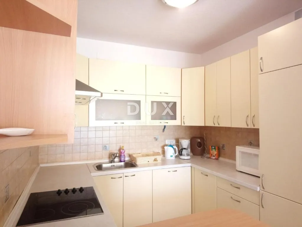 opatija, centar – dugoročni najam s pogledom na more, parking, centar opatije - slika 5