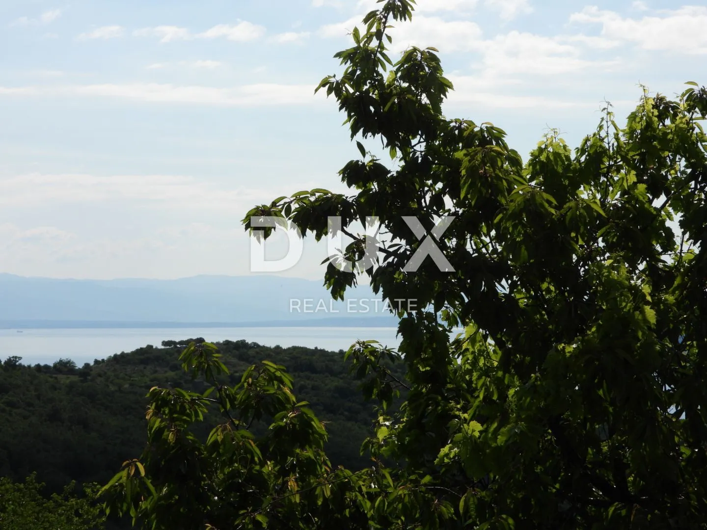 brseč, martina - kuća 200m2 s pogledom na more + okućnica 700m2 - slika 14