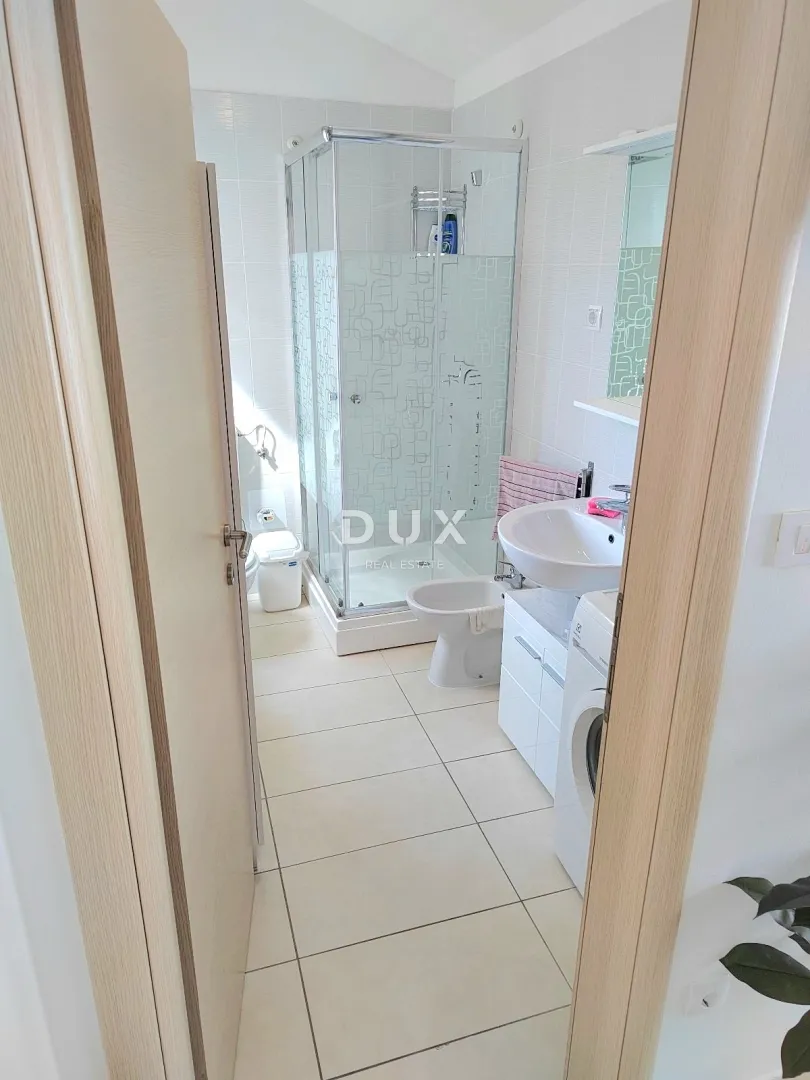 crikvenica - prvi red do mora, moderno uređen apartman u srcu crikvenice - slika 16