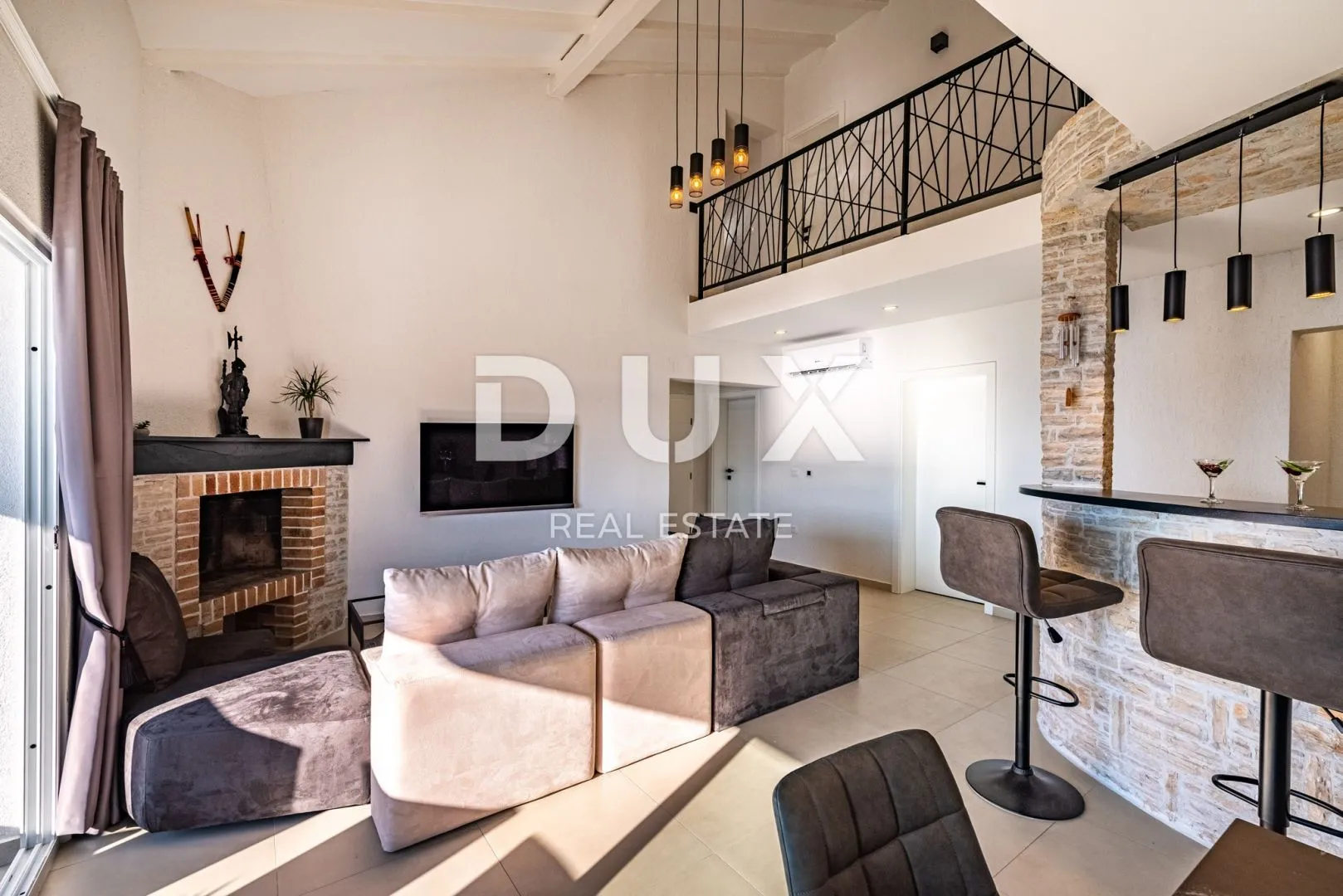 zadar, novigrad - prekrasna vila s bazenom u blizini mora - slika 40