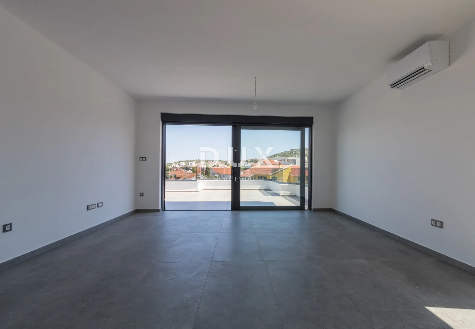 dalmacija, murter - penthouse 300m od plaže! - slika 3