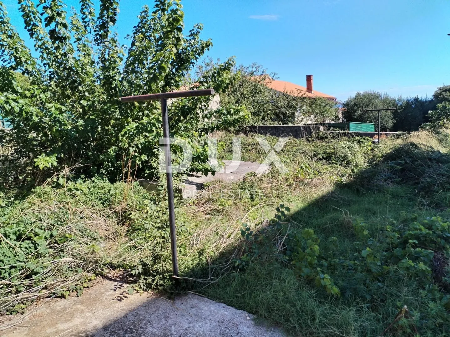 istra,ližnjan- kuća sa građevinskom dozvolom za renovaciju. pogled more i kvarner! - slika 11