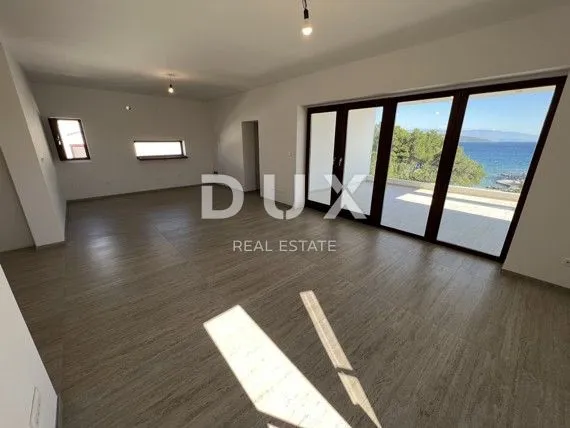 otok krk, krk - luxuzni penthouse prvi red do mora! - slika 10