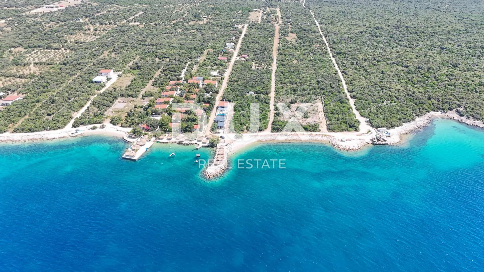 otok pag, mandre - samostojeća kuća 10 metara od mora - slika 23