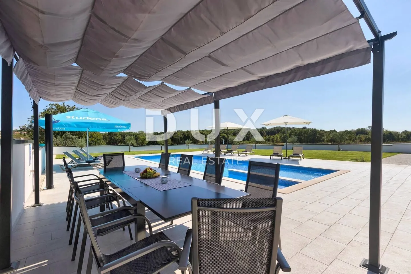 istra, štinjan - luksuzna villa s bazenom - slika 27