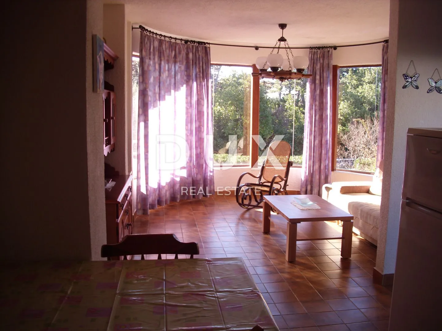 otok krk, grad krk - samostojeća kuća sa tri apartmana 100m od mora - slika 46