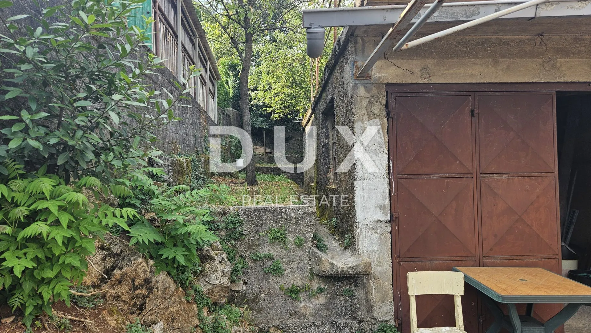 grobnik, čavle - kuća u centru mjesta s velikim potencijalom - slika 29