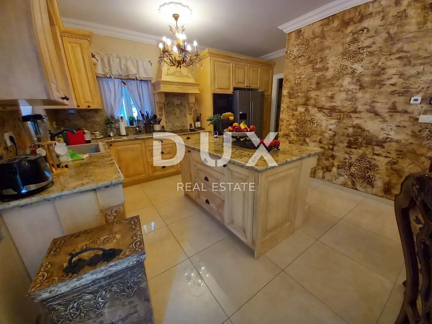 opatija, lovran - predivna vila s bazenom u centru blizu mora - slika 36