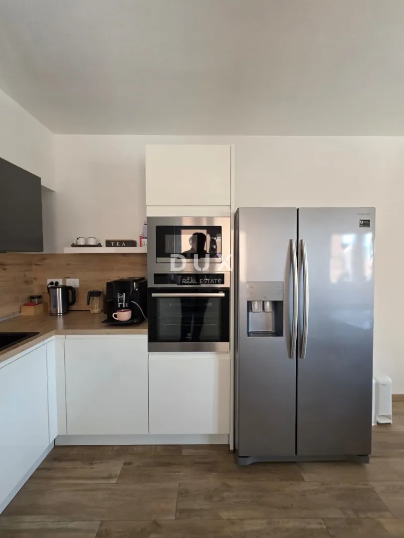 pula, nova veruda, kuća, 290 m2, 3 stambene jedinice - slika 17