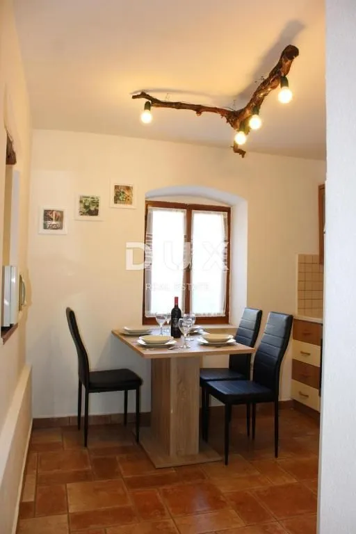 istra, momjan - kamena kuća s bazenom - slika 9