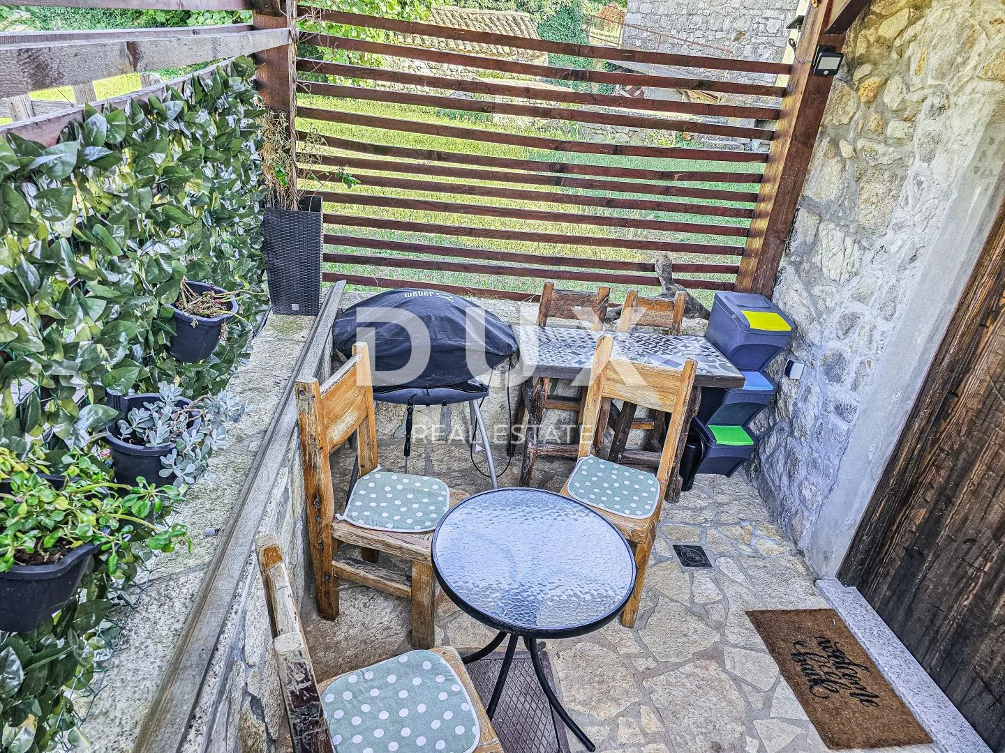 otok krk - renovirana kamena kuća, prepuna šarma i autentičnih detalja - slika 8