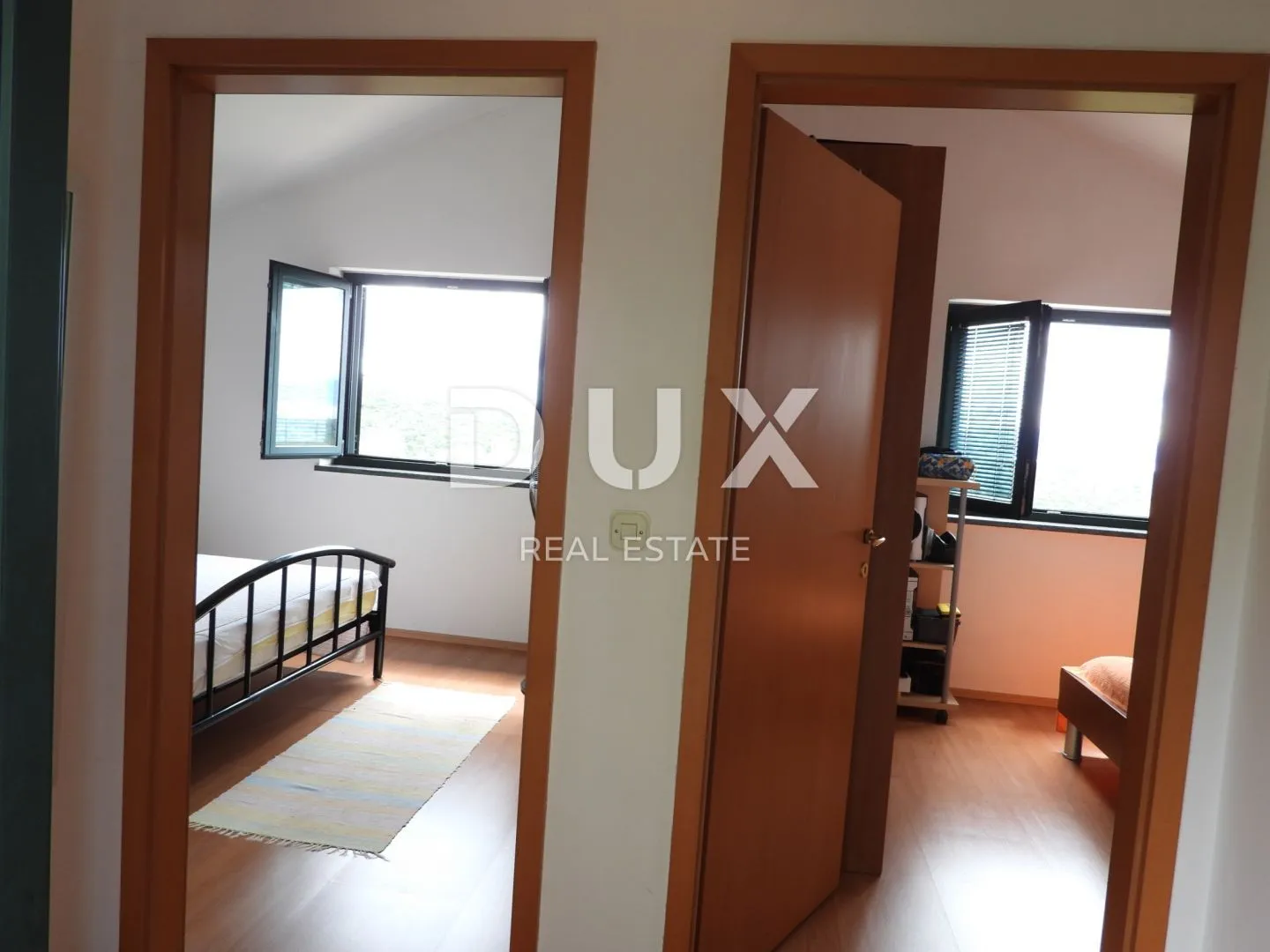 krk, dobrinj - samostojeća kuća 135m2 s pogledom na more + okoliš 150m2 - slika 31