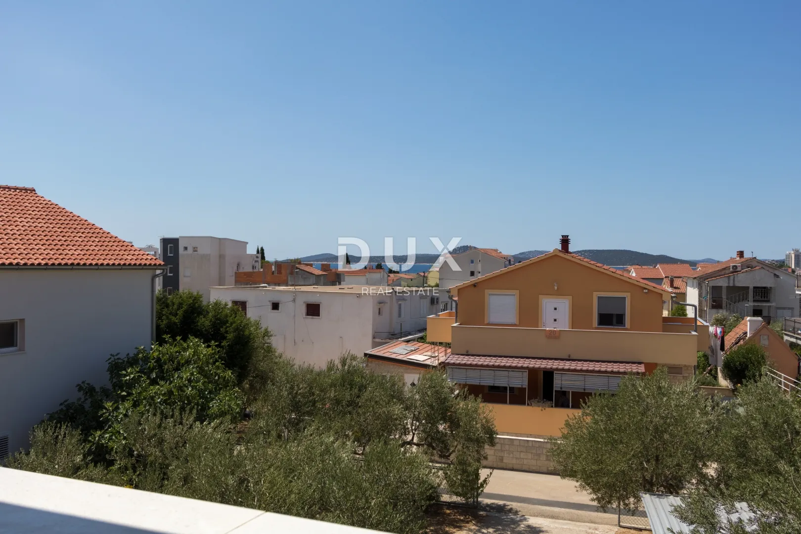vodice, trosobni stan, prvi kat, 73,28 m² - slika 7