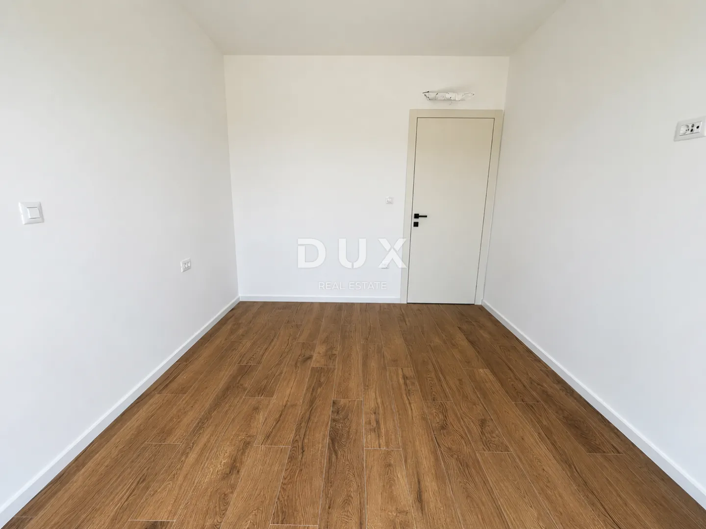 primošten, dolac – stan u prizemlju s vrtom od 64 m², 2 spavaće sobe - slika 24