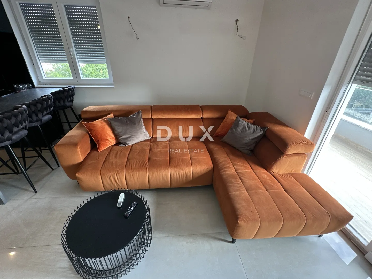 zadar, bili brig - stan (2s+db) s krovnom terasom! - slika 8