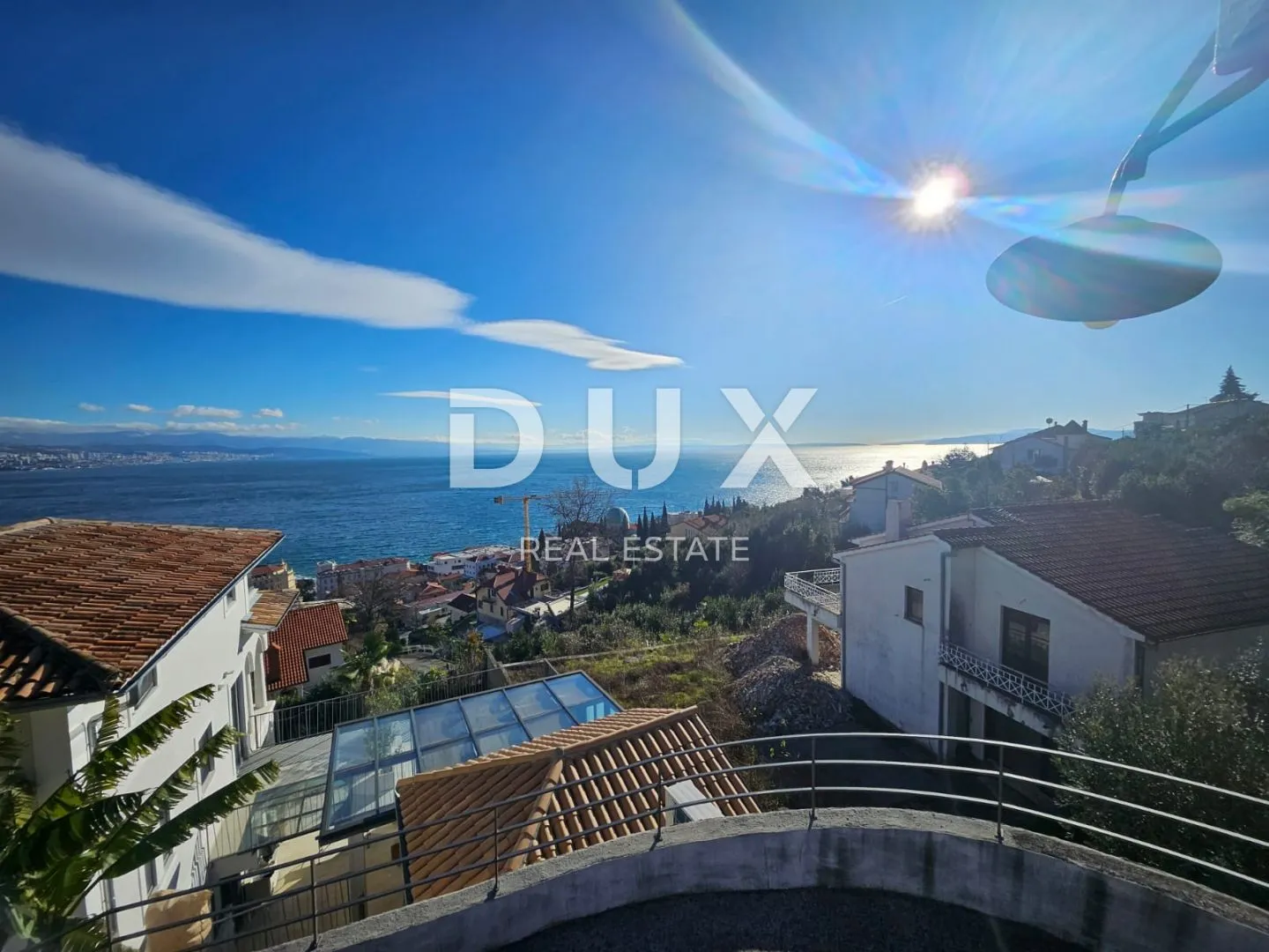 opatija, centar- samostojeća kuća 250m2 s panoramskim pogledom na more + okoliš 740m2 - slika 18