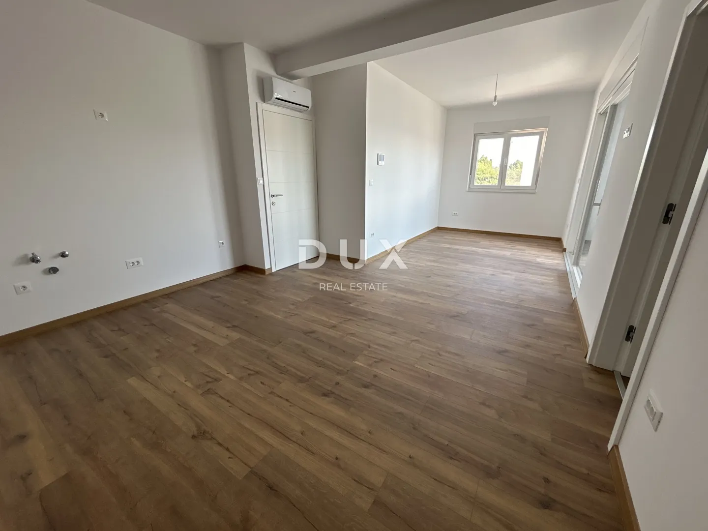 šibenik, vodice – duplex s bazenom i trajnim, otvorenim pogledom - slika 33