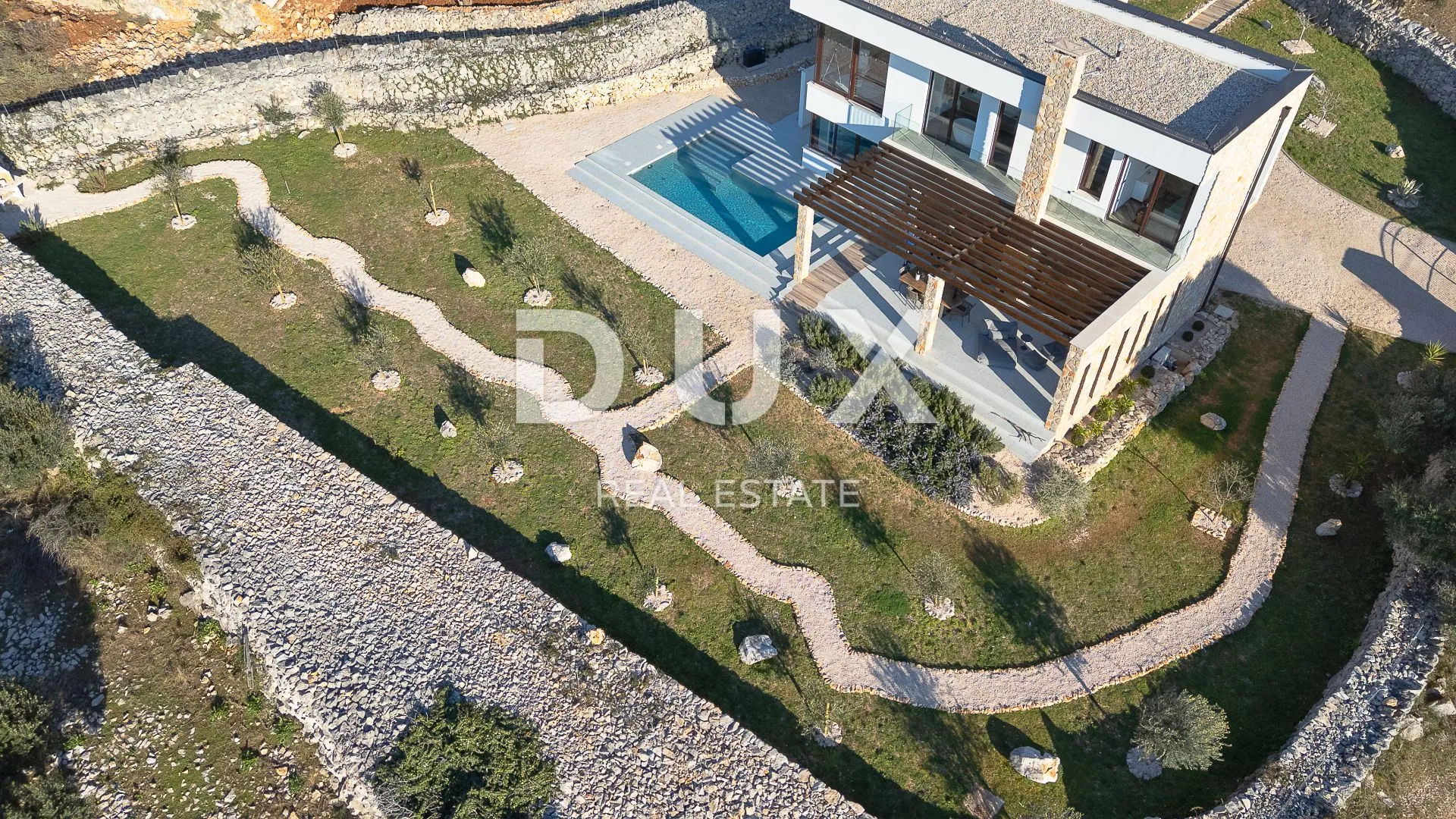 OTOK PAG, LUN - jedinstvena vila s bazenom na predivnoj lokaciji - Lun, Novalja