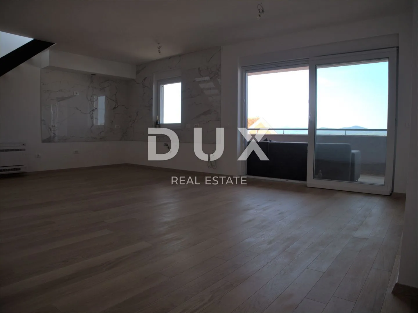 zadar, mocire - penthouse na traženoj lokaciji - slika 15