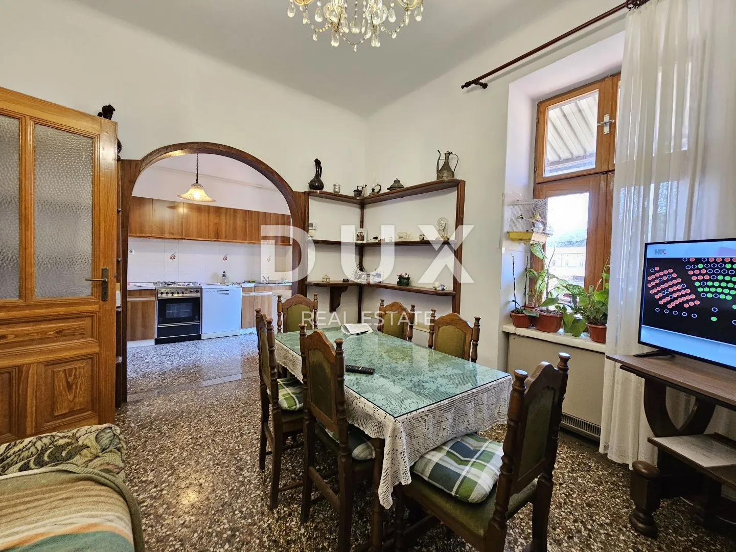 istra, centar, pula - 3ss+db stan na prvome katu - slika 8