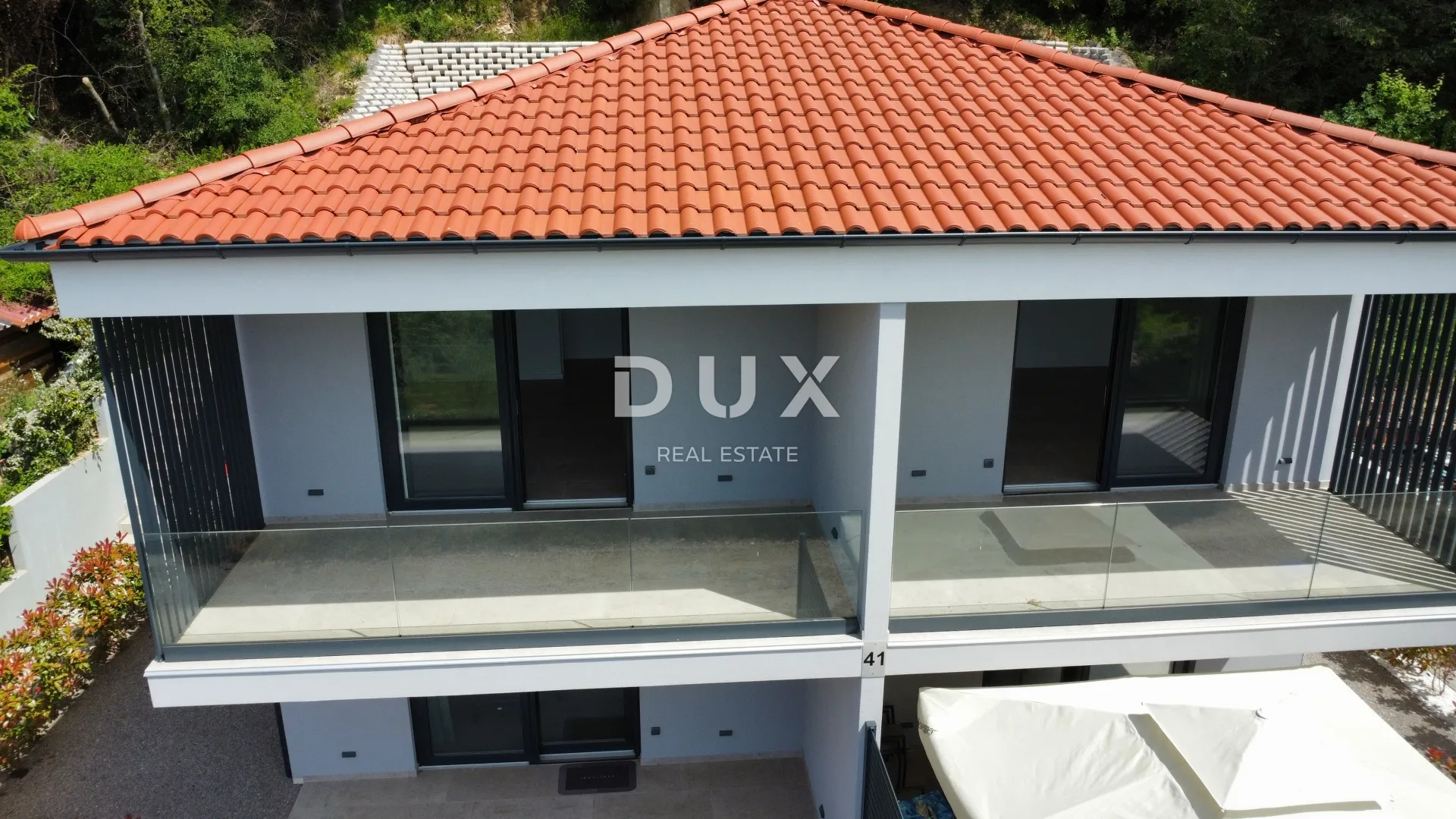 OMIŠALJ, NJIVICE - Novogradnja 66 m2 + okućnica 54 m2 - Njivice, Omišalj