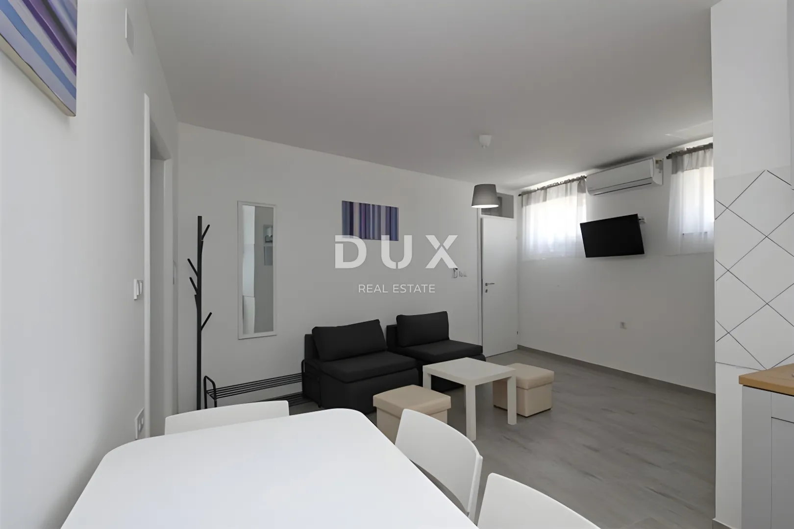 otok krk, baška - dva apartmana prvi red do mora - slika 16