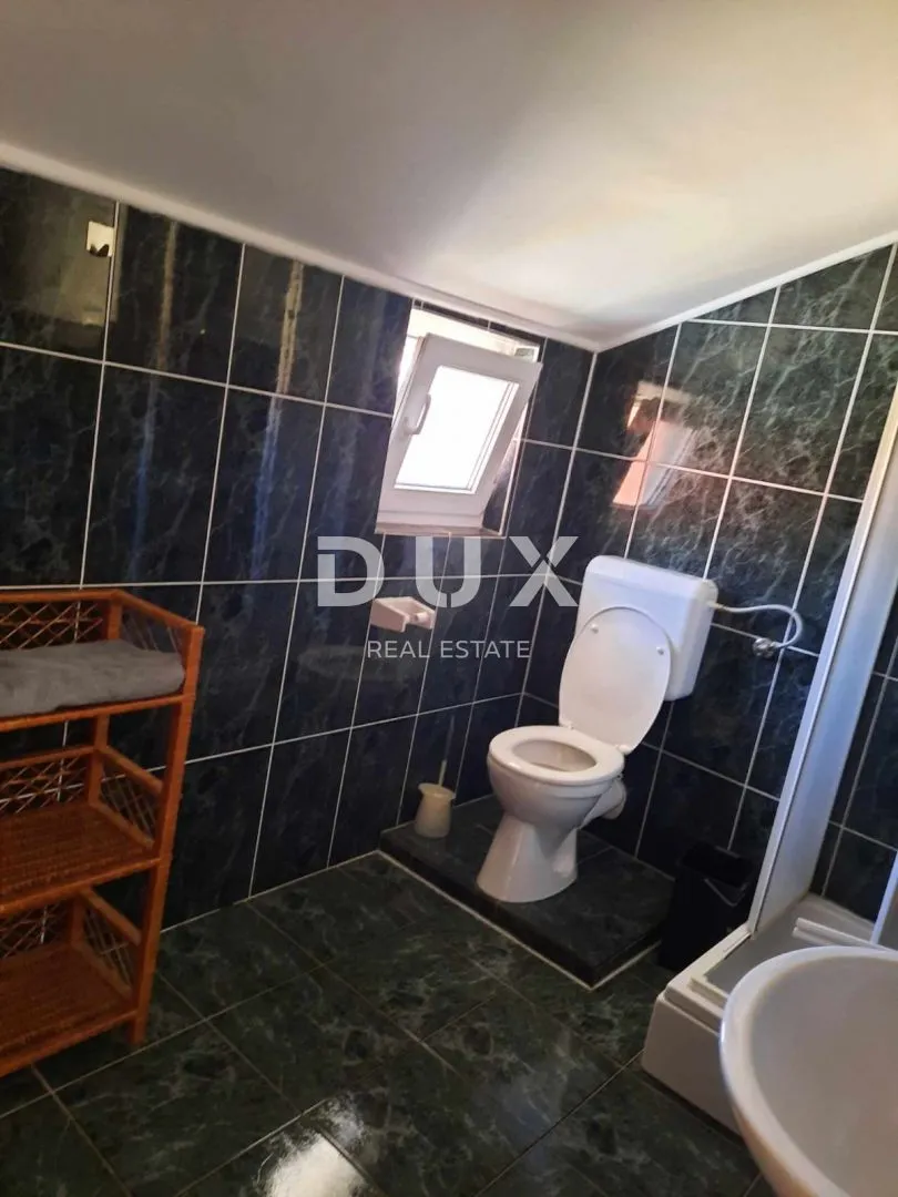 zadar, gornji karin - katnica s tri apartmana u blizini mora - slika 18