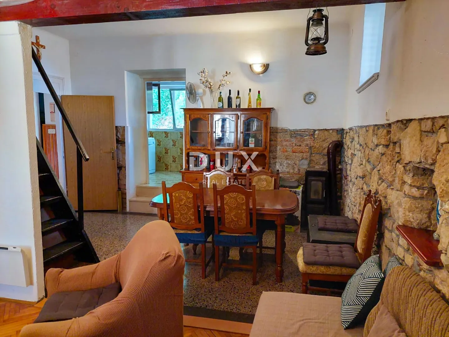 rijeka, centar - dvoetažni stan 104 m2, s dvorištem i parkingom - slika 4