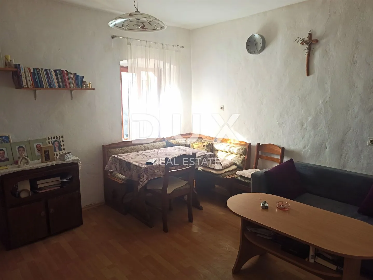 istra, vodnjan prostrana kuća za renovaciju u centru - slika 2