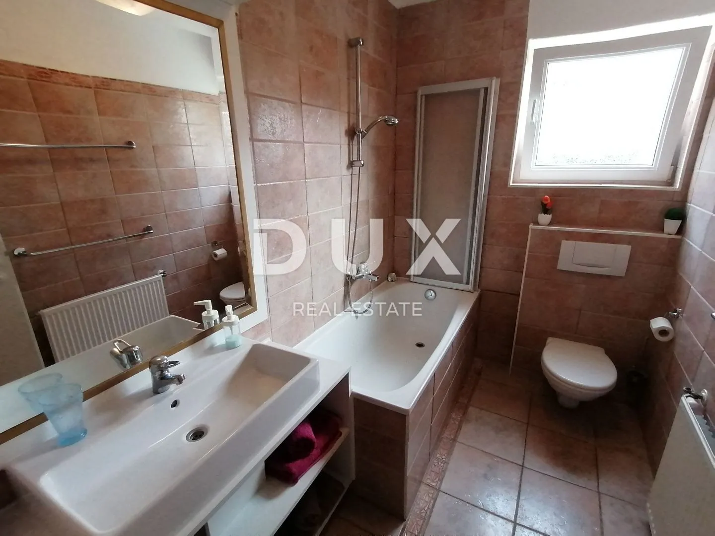 istra, rovinj apartmanska kuća na samo 40m od mora! - slika 23
