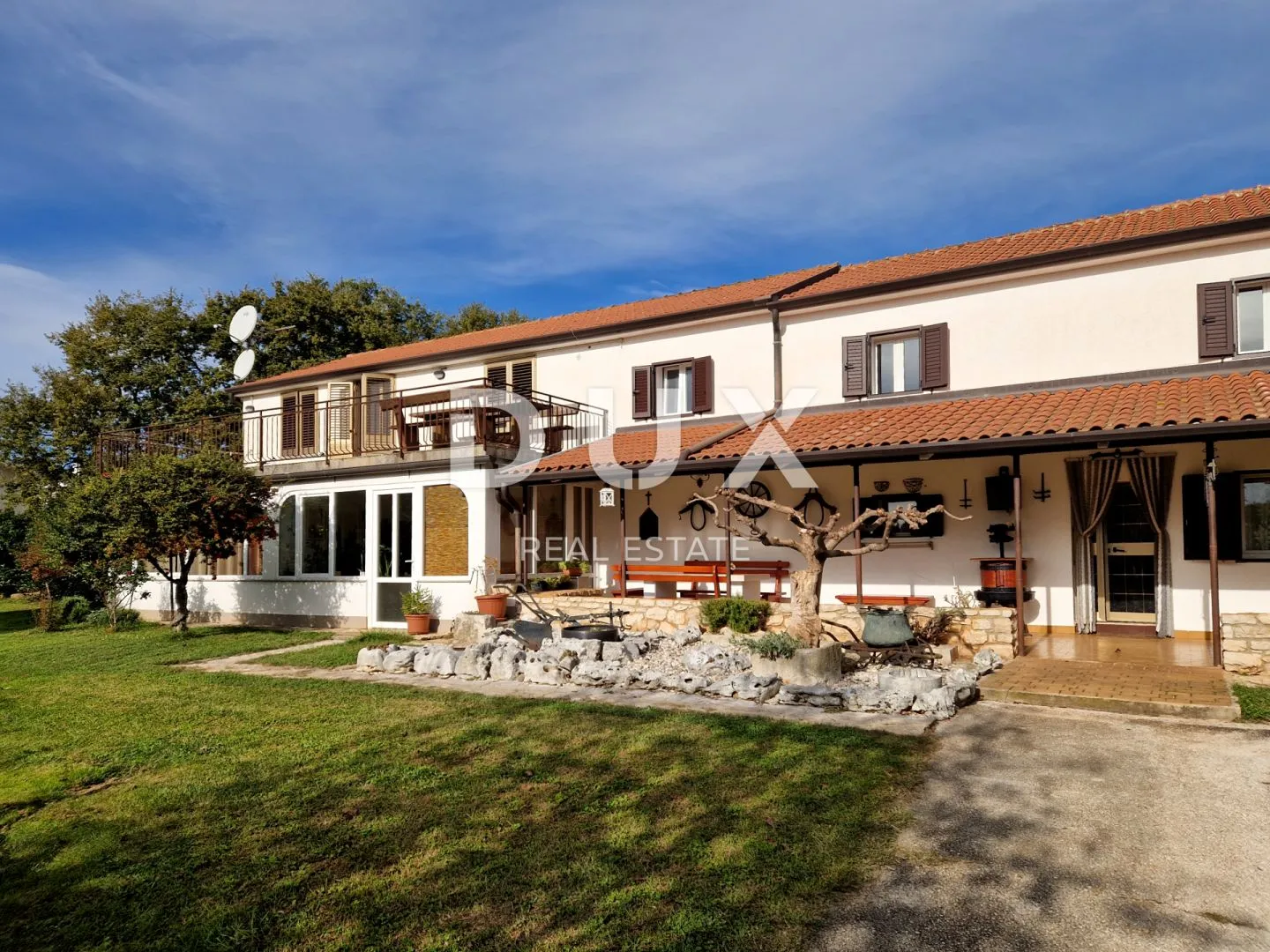 istra, novigrad - prostrana kuća u blizini mora - slika 11