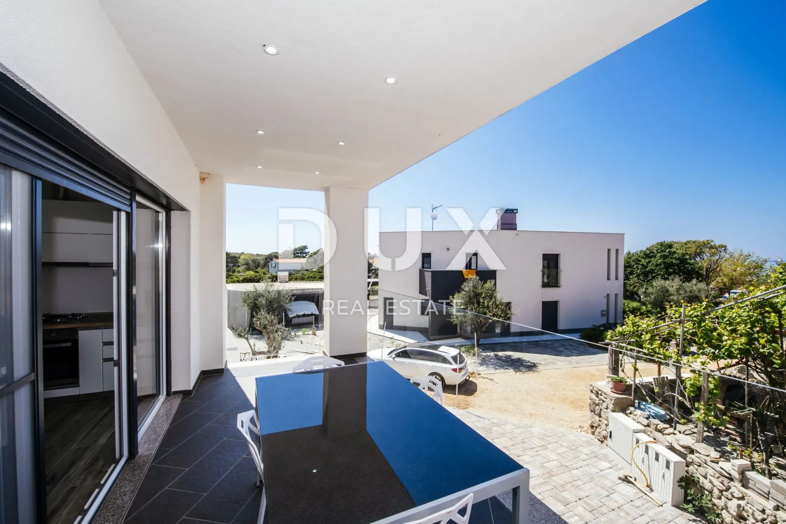 otok pag, košljun - apartman+garsonijera 70m od mora - slika 11