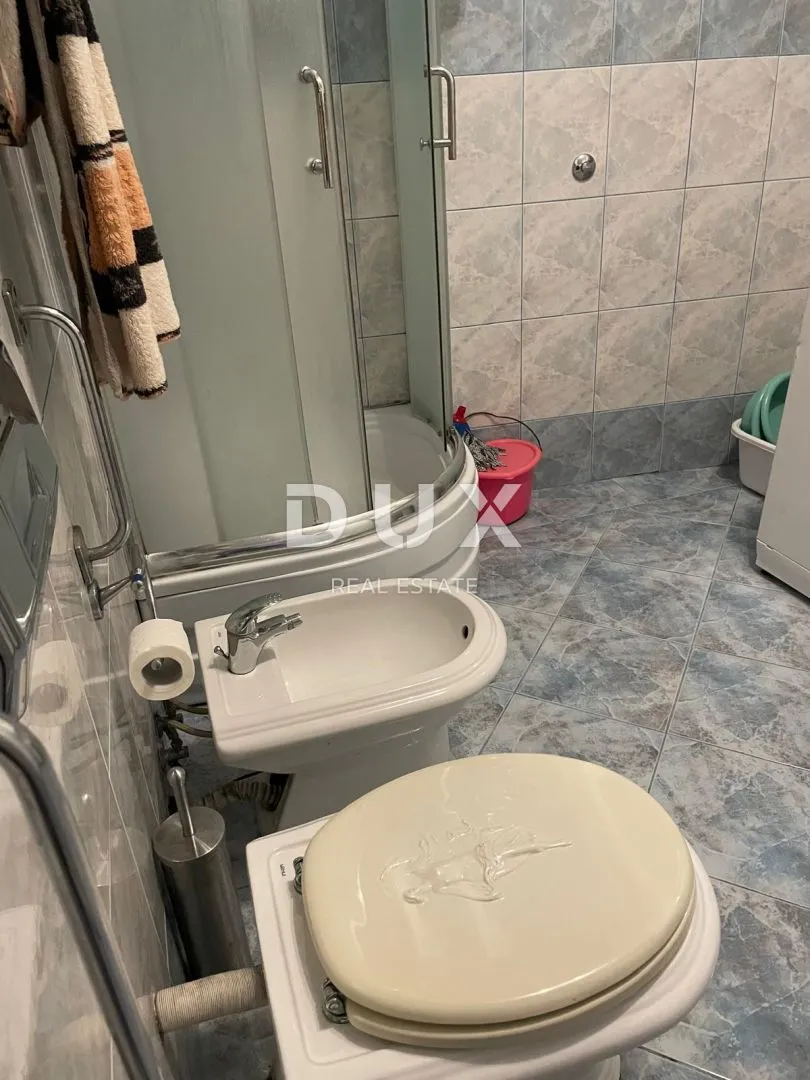 crikvenica - kuća u nizu u samom centru grada - slika 16