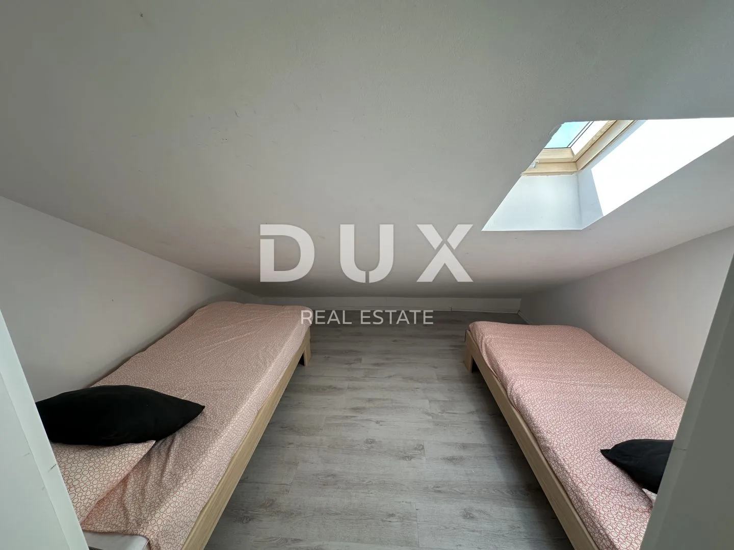 vrsi - apartman 3s+db - pogled na more! - slika 14