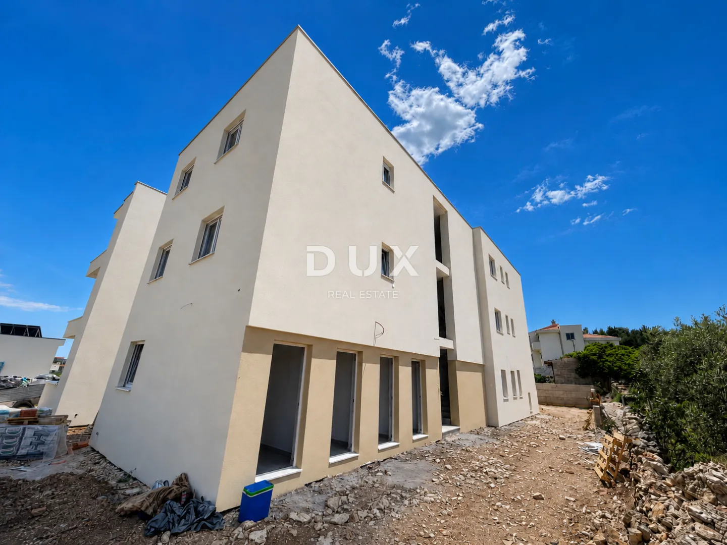šibenik, vodice – 3 spavaće sobe, pogled na more, novogradnja! - slika 21