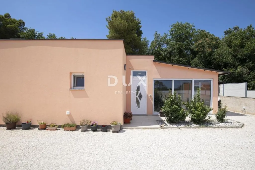 istra, medulin - tri prizemnice u blizini mora za dugoročni najam! - slika 14