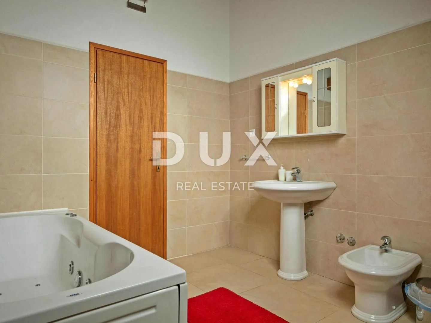 istra, tinjan - kamena autohtona vila - slika 22