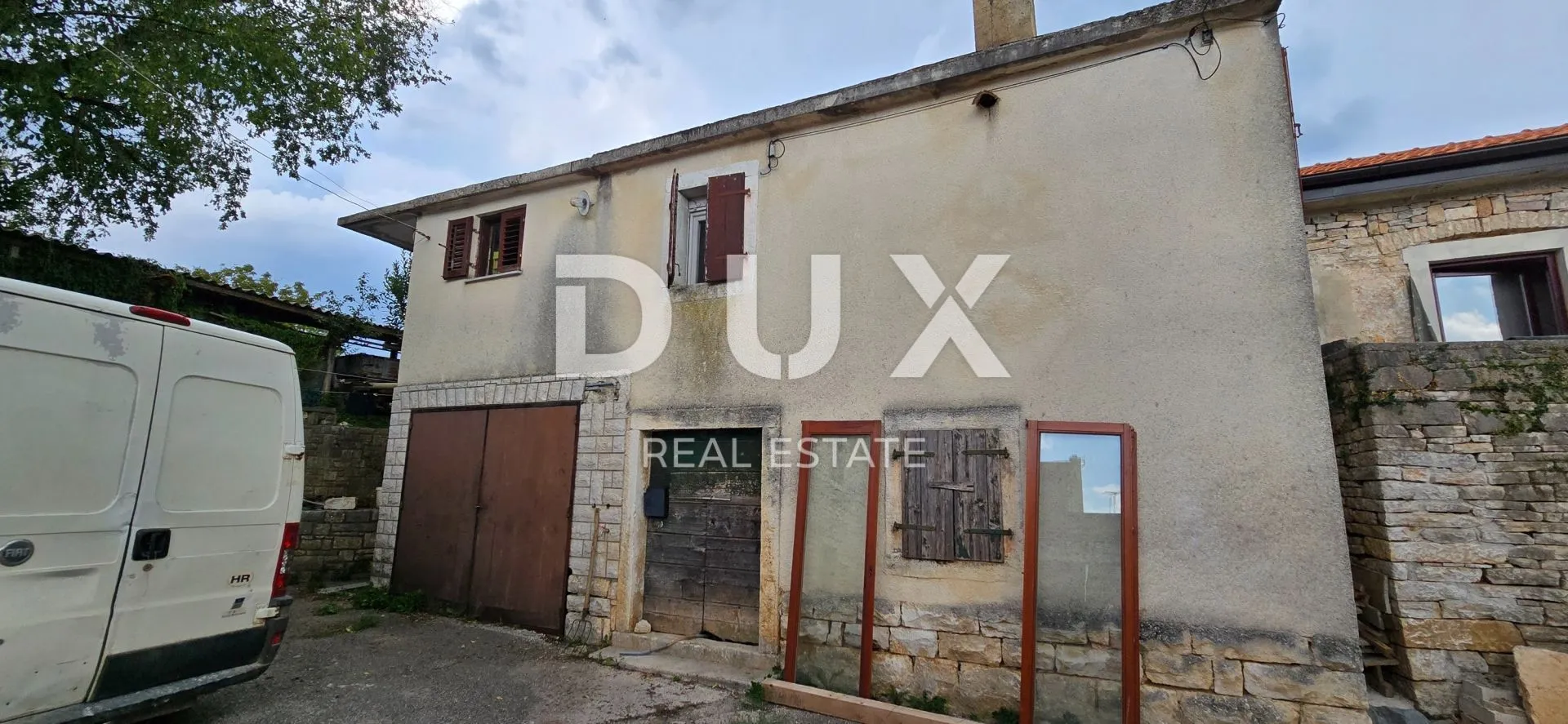 istra, žminj - dvije kamene kuće za renovaciju nadomak grada - slika 2