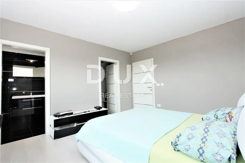 istra, poreč - moderna vila u blizini mora i grada - slika 15