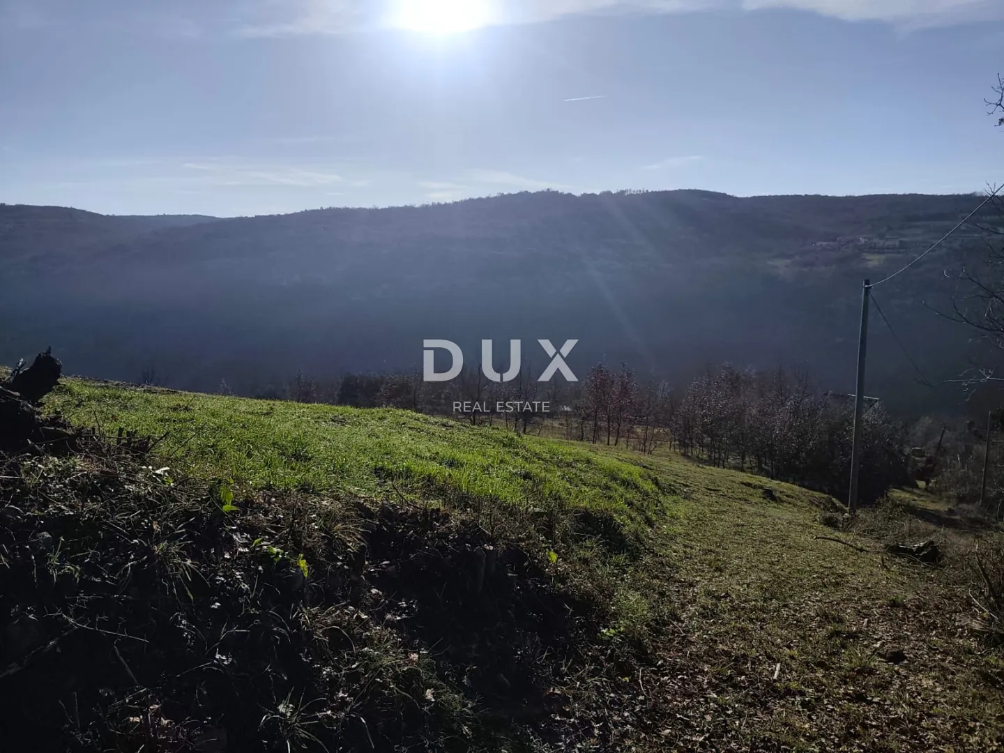 istra, motovun - građevinsko zemljište na osami s pogledom - slika 3