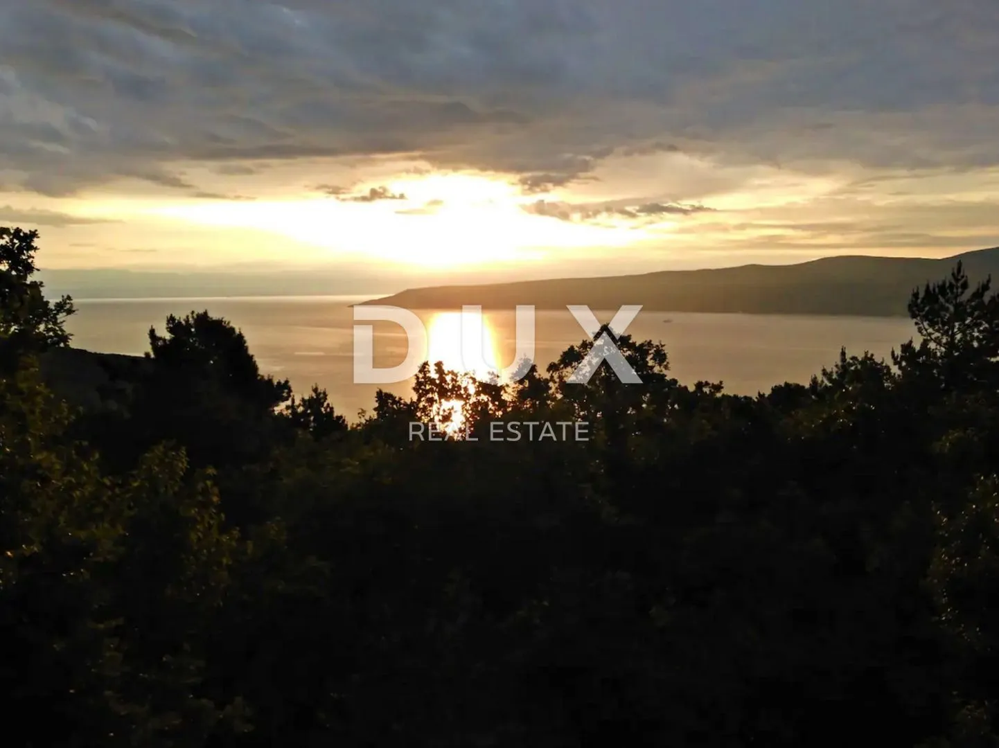 ISTRA, RABAC - Građevinsko zemljište s pogledom na more - Rabac, Labin