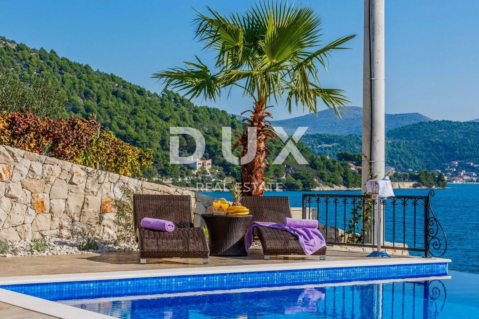 trogir, marina - prekrasna luksuzna vila pokraj mora - slika 7