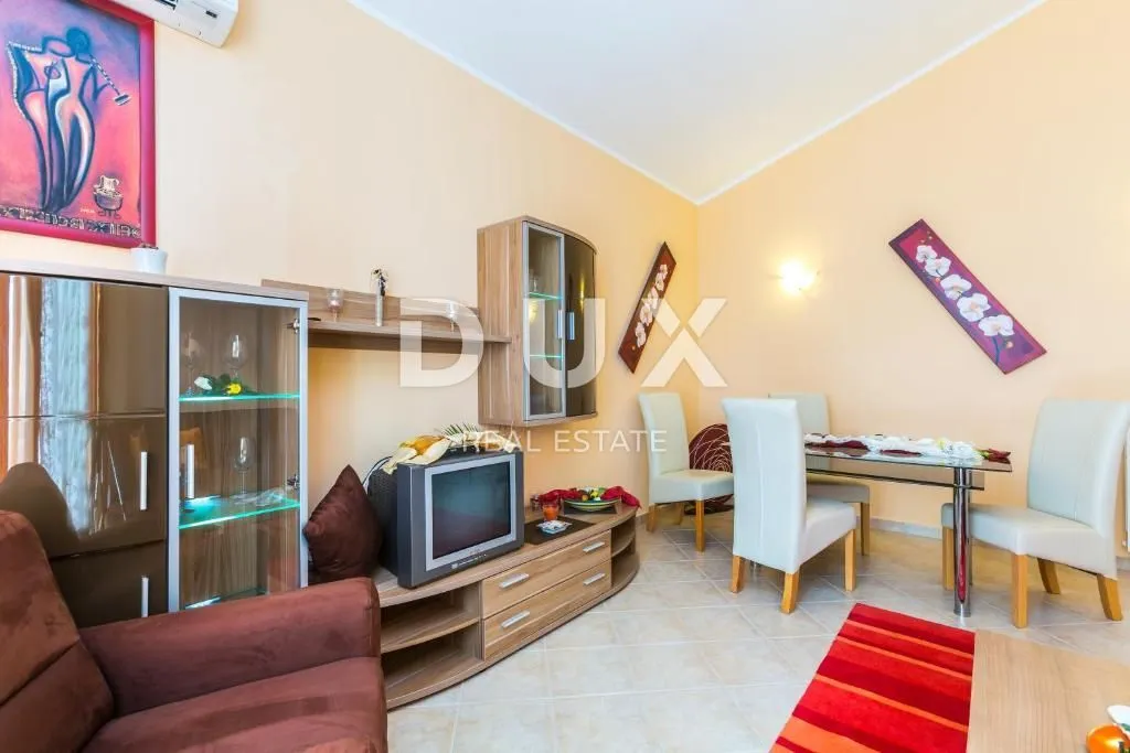 istra, pula - apartmanska kuća - slika 24